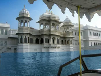 Zoom Vacations exclusively gay tour to India